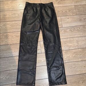 Zara Women's Black Faux Leather Pants M